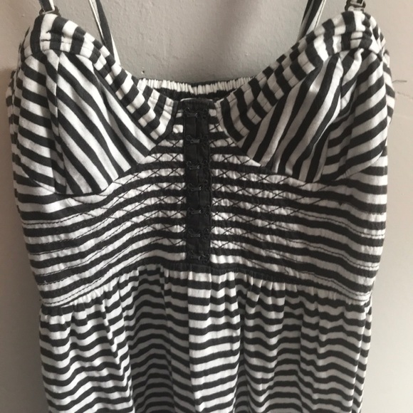 Billabong sundress - Picture 2 of 4